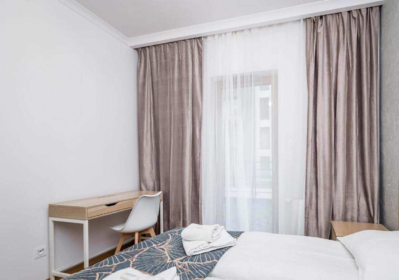 Gh Luxury Apartment Krakow Bagian luar foto